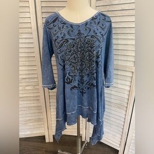 Women’s Super Cute Flowy Blouse